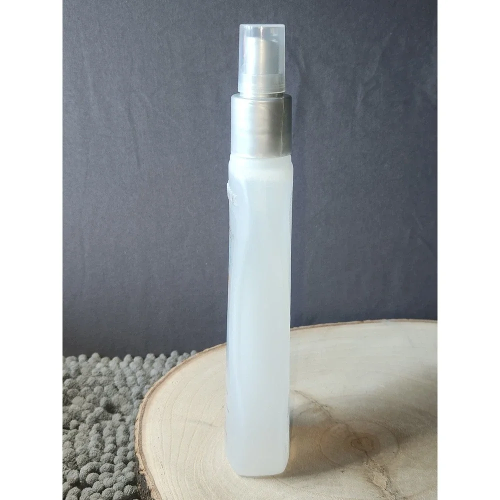 Beach Texture Spray by Biosilk for Unisex - 5.64 oz Hair Spray